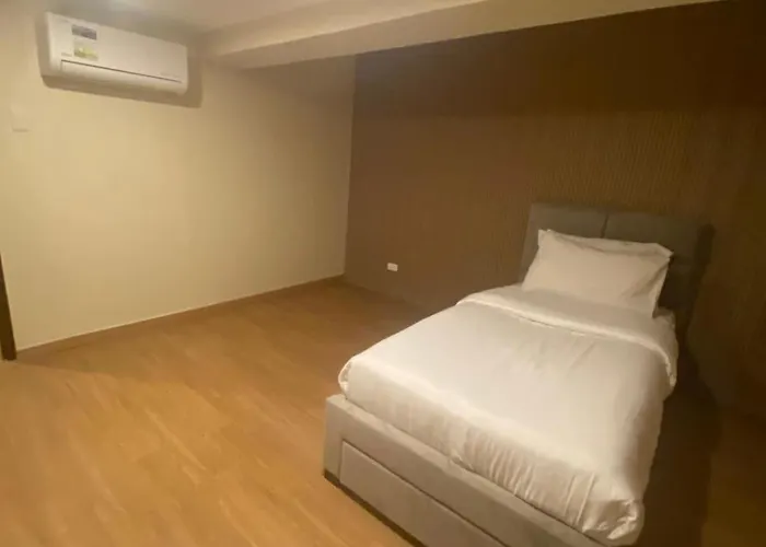 Edsa Heights 2 Bedroom Loft Unit Ama Tower 3322 * Manila