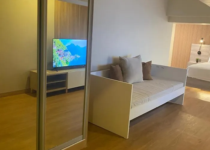Edsa Heights 2 Bedroom Loft Unit Ama Tower 3322 * Manila